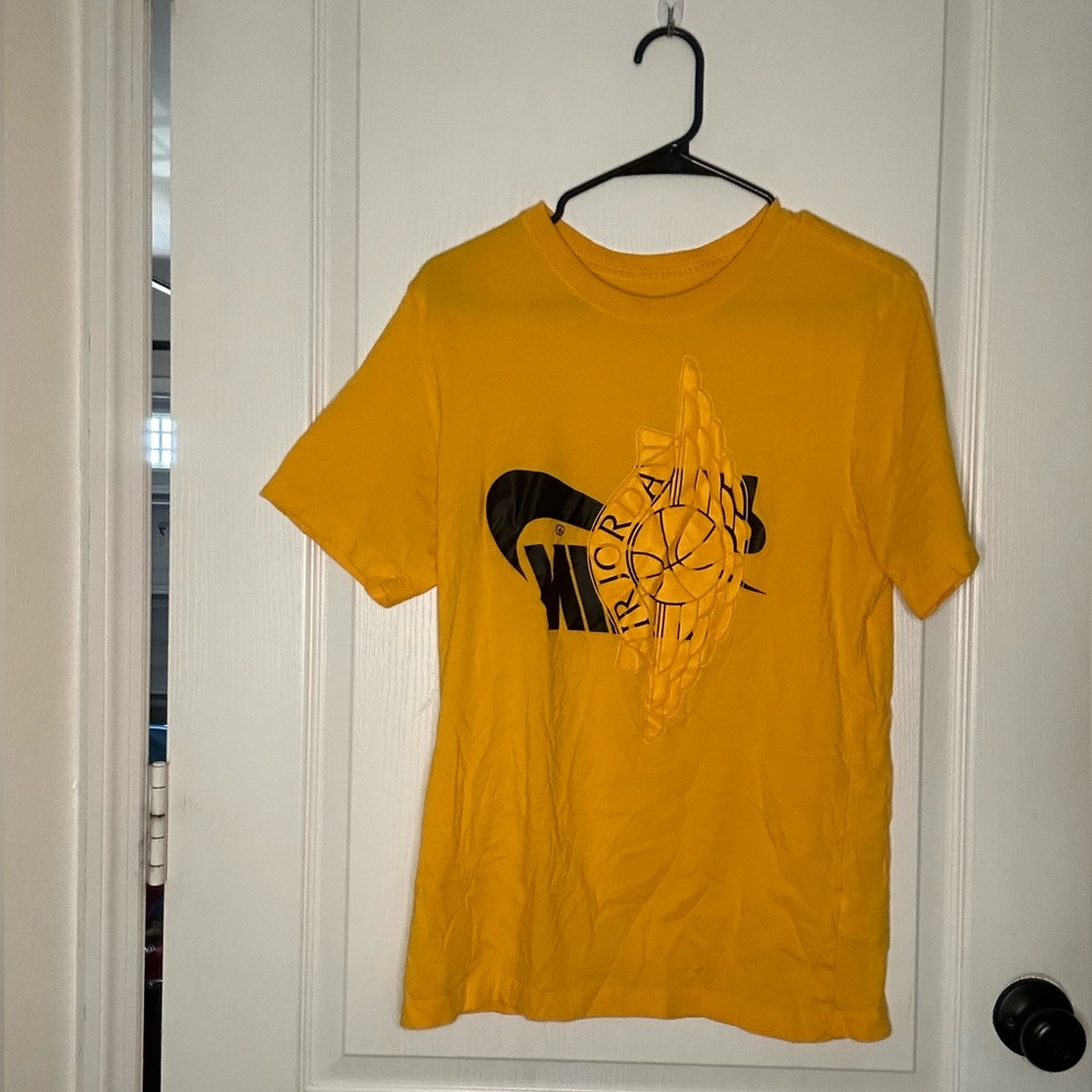 *USED* Gold air Jordan tee